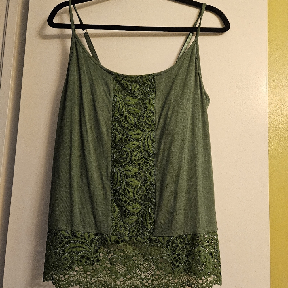 Soma Green Lace Trim Women's Camisole